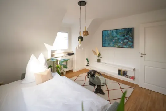 Meerjungfrau: stylish 2-room apartment, central, kitchen, bathroom, living room/bedroom