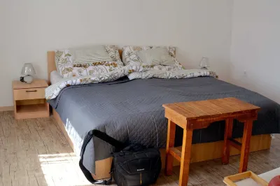 A Lizbett Cottage egy közel 100 éve épült vályogház Hotel di 