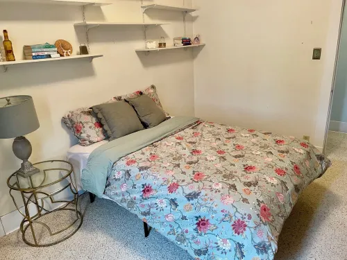 Victorian Townhome with Fenced Yard, Walkable area Các khách sạn ở Dubois