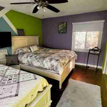 Exclusive 3-bedroom townhome in charming Marina del Rey with WiFi, AC Rooms