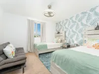 Stylish & Cozy Home in Coachella コーチェラのホテル