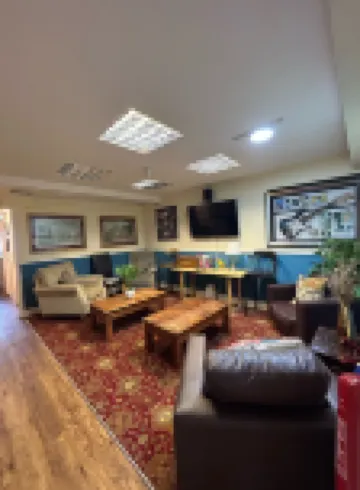 Halfway House Inn Country Lodge