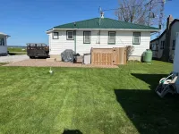 Waterfront 3 Bedroom cottage located in beautiful Turkey Point