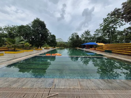 Shree Ramkrishna Anandvan Отели в г. Ратнагири