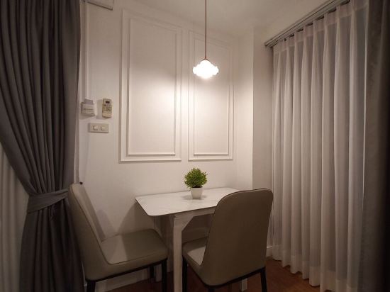 NEW! Beautiful room with balcony, near BTS&MRT Silom_Relax w large swimming pool