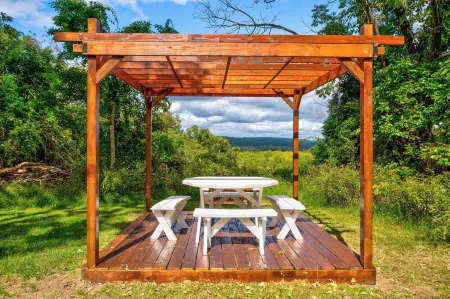 Modern Rustic Retreat w/Private Trails & Stream