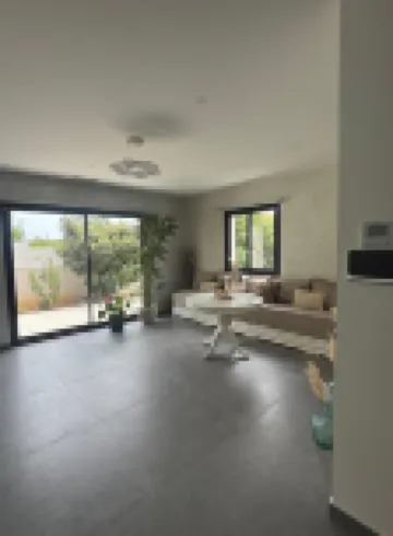 4-bedroom villa with pool - Montarnaud (34) - Families only Hotels in Montarnaud