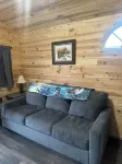 Mallard, Cozy cabin with WiFi and AC in lovely Stevenson. Perfect weekend stay .