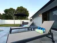 Pet friendly Royal Palm oasis with pool Hotels in Royal Palm Beach