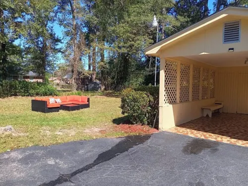 RayneBow Royalty Hotels in Orangeburg