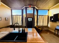 Charming 2-bedroom with AC, WiFi in lovely Jonesboro