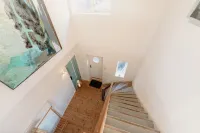 In the middle of Lofoten! Unique and spacious dockside apartment. Các khách sạn ở 