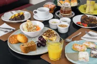 Hotel Dan Inn Uberlandia by Nacional Inn - breakfast