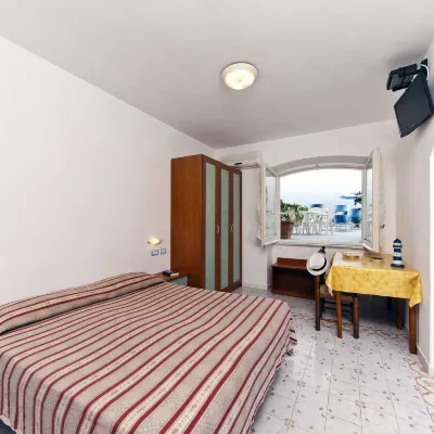 Residence Hotel la Rotonda Sul Mare キアイア・ビーチ周辺のホテル