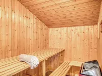 "Hughe" - 200m from the Sea Hotels in Frostrup