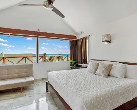 อิลลูชั่น บูทีค โรงแรม โรงแรมในปลายาเดลการ์เมน