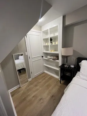 Charming 2-bed, 2 full bath studio with WiFi, AC in Ardmore