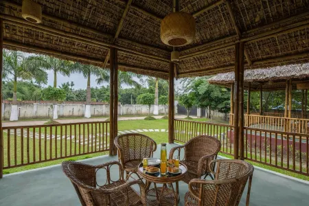 The White Villa A unit of Rupohi Assam Отели в г. Джорхат