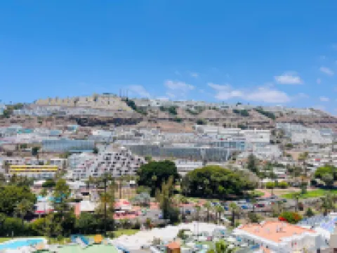 Penthouse on the Ocean by Alquiler de Sueno