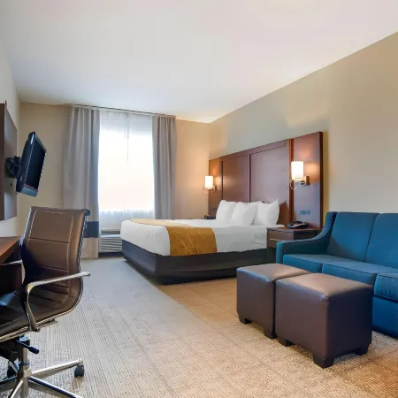 Comfort Suites