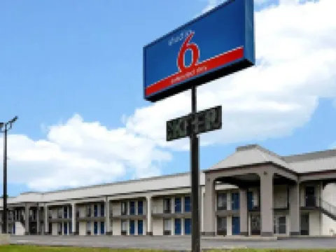 Studio 6 Meridian, MS – Bonita Lakes Hotels in Meridian