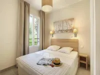 Apartment in Cavalaire-sur-Mer near Beach - Apartments