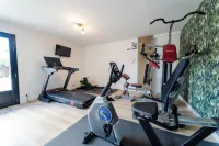 Logis Hôtel Domaine du Vieux Porche - Gym