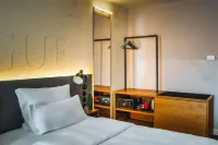 Hotel Pulse8 Hotels in Karlin