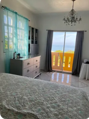 House located in the biggest art project in the caribbean PintAlto Aguadilla