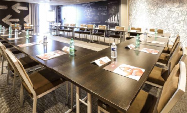 Ibis Niort Est Mendès France