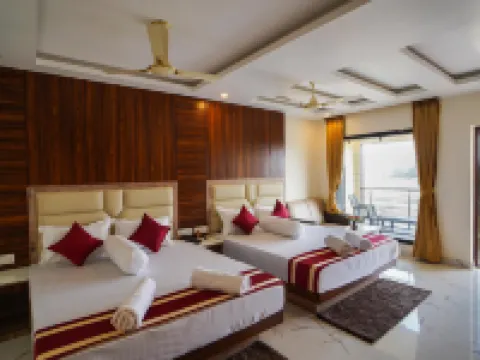 รีสอร์ทและสปา Lipi โรงแรมในมณฑรมุณี