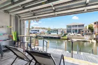 Waterfront: Jacuzzi, SUP, Kayaks, Big H2O Mat, Fun Room, Ping Pong, Dock & Canoe