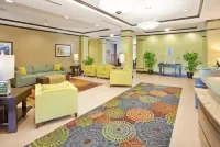 Holiday Inn Express & Suites ST. JOSEPH by IHG - 3-Star
