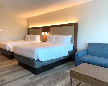 Holiday Inn Express & Suites DANVILLE by IHG Hotels in Boyle County