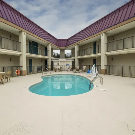 Red Roof Inn Mobile North - Saraland