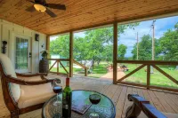 Luxurious Cottage on 3-Acre's in Fred Wine Country