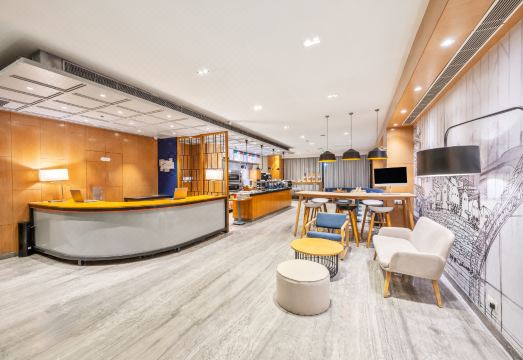 홀리데이 인 익스프레스