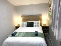 Baf Luxury Stays - Caravan Sleeps 8 - 4-Sterne