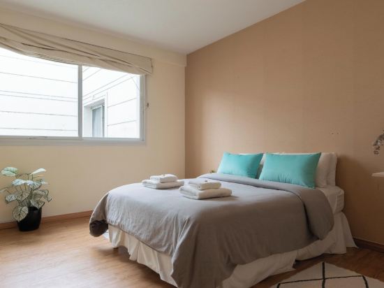 MOT + Pacheco de Melo - Apartment with terrace