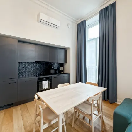 self check in Ixelles Apartment Retreat in the Heart of Brussels Отели в г. Иксель
