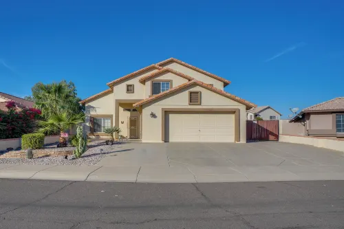 Pool, Patio and Hot Tub Surprise Home Near Golfing!