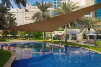 Beach Rotana Residences - Infinity Pools