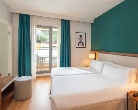 โรงแรมเอลเชเซนโทร, ภายใต้การสนับสนุนของ Melia โรงแรมในเอลเช