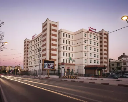 イビス トレムセン トレムセンのホテル