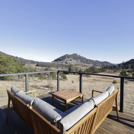 Off-Grid Farm Stay with Scenic Views Отели в г. Тентерфилд