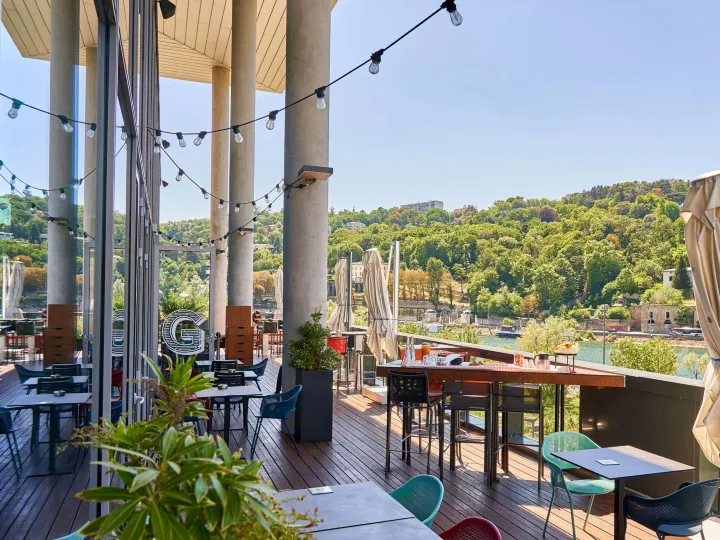 Novotel Lyon Centre Confluence Bord de Saone