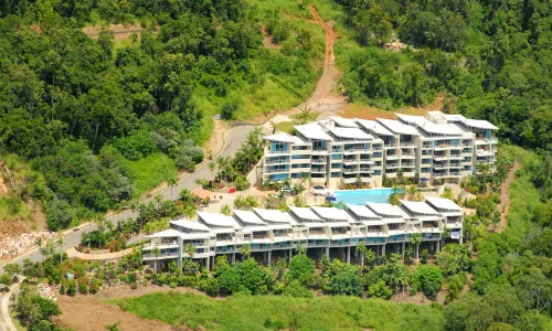 Azure Sea Airlie Beach Resort