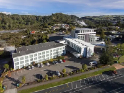 羅託魯瓦瑞吉斯酒店, EVT旗下 羅托魯瓦酒店