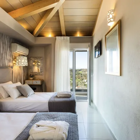 Three Moirai Villa With 2 Heated Pools