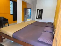 Prakash Holiday Inn Hotels in Arambol